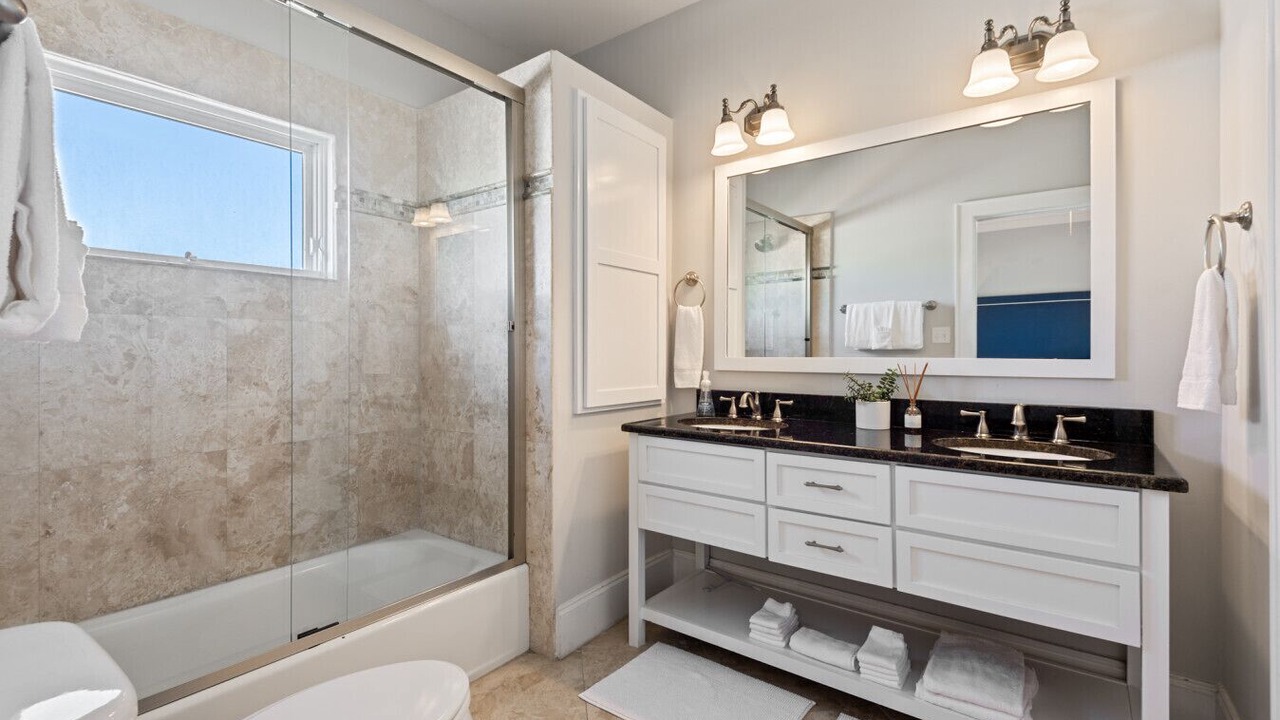 Photo of Bathroom in Santa Rosa Beach