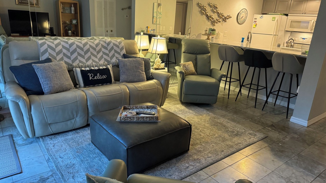 Photo of Livingroom in Bayview