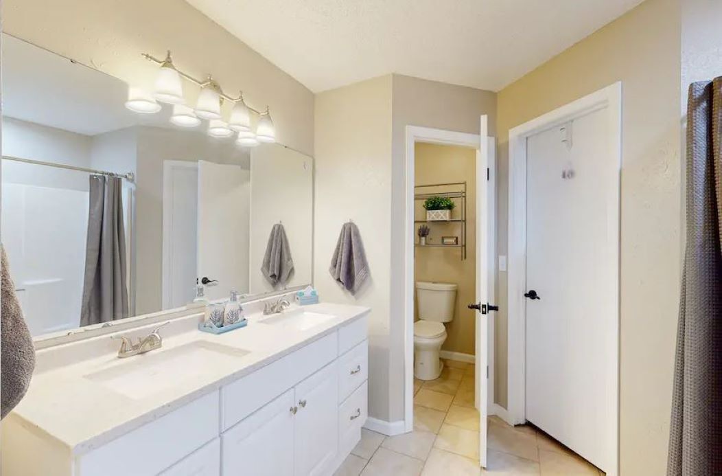 Photo of Bathroom in North Northwest Pensacola