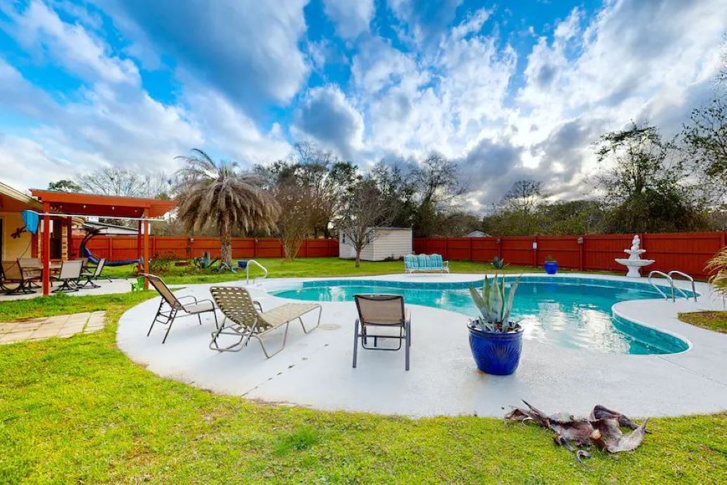 Photo of Outdoor in North Northwest Pensacola