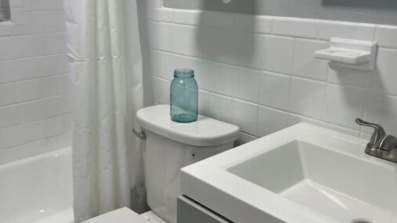 Photo of Bathroom in Largo