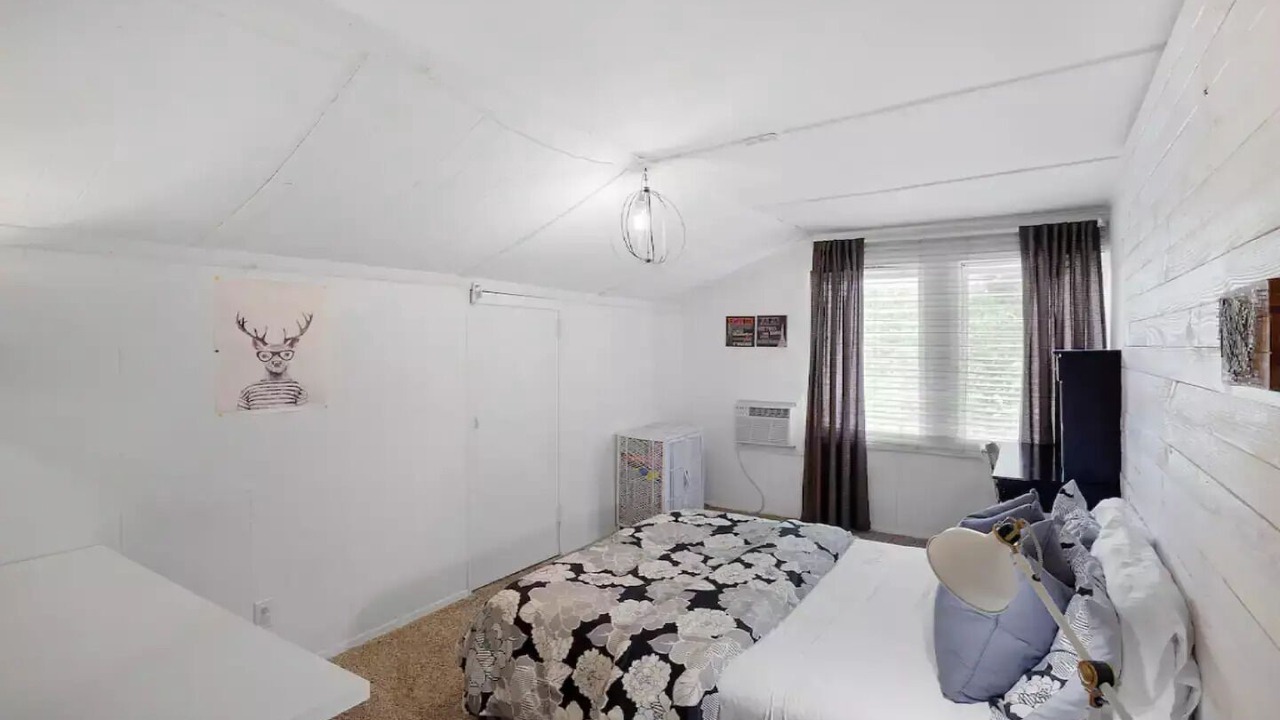 Photo of Bedroom in Lake Worth