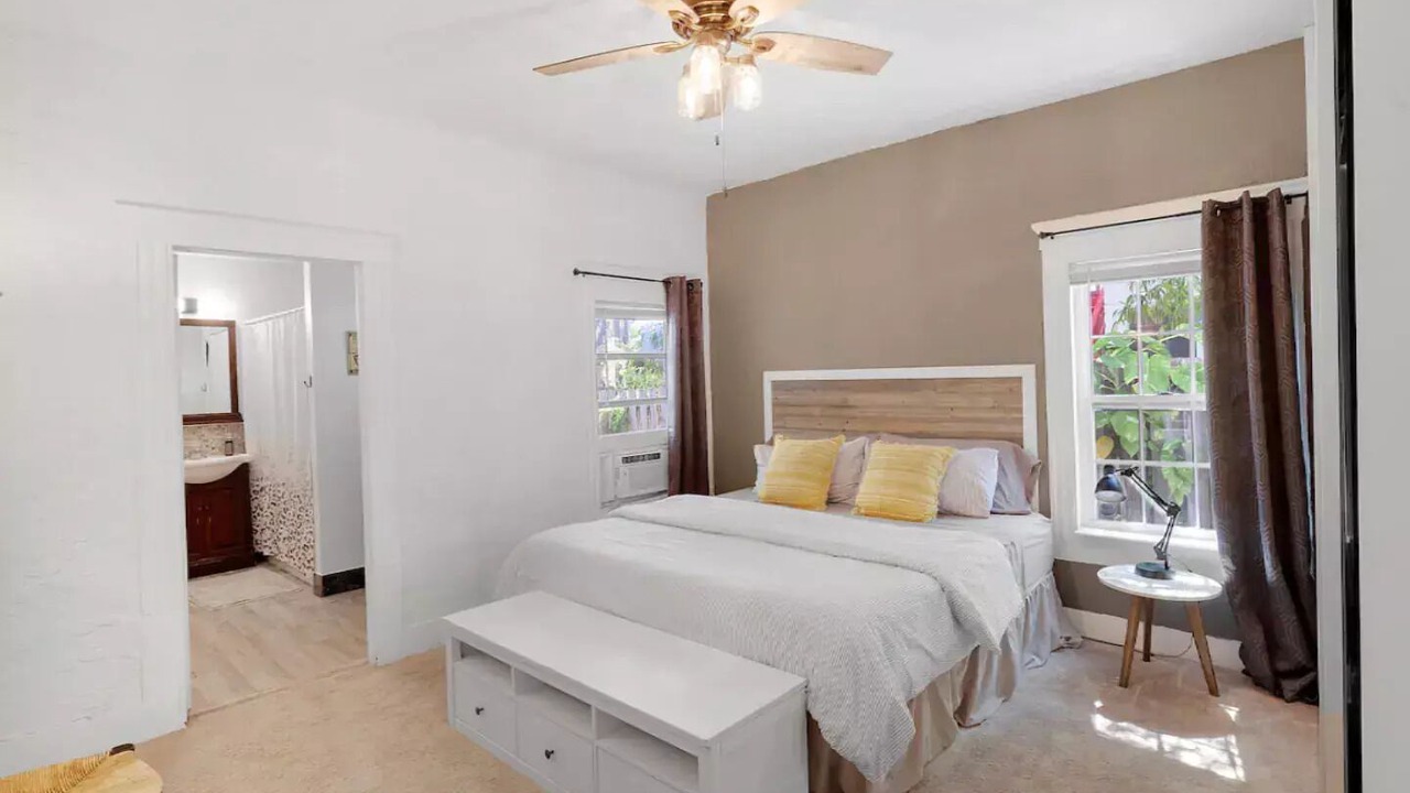 Photo of Bedroom in Lake Worth
