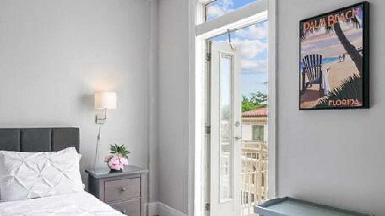 Photo of Bedroom in Palm Beach