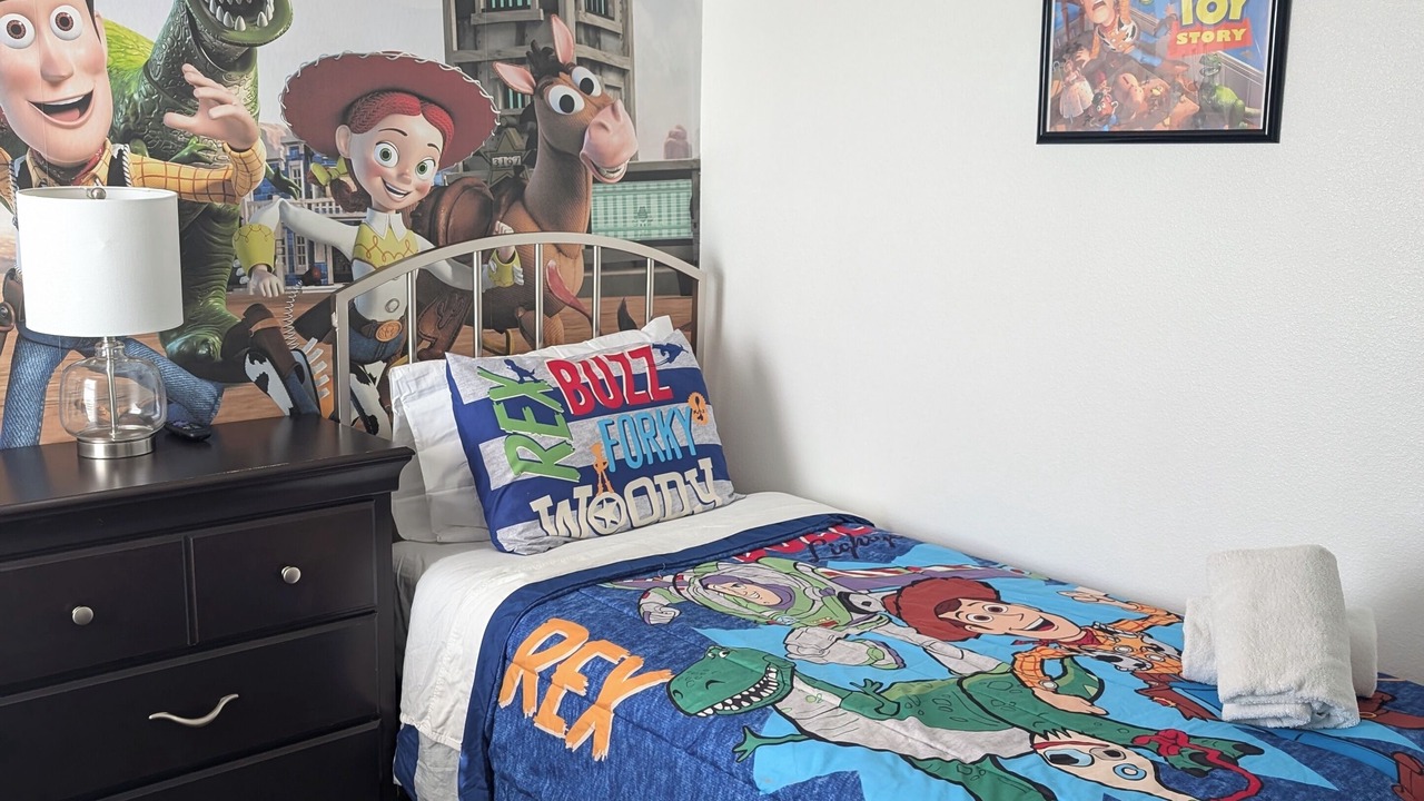 Photo of Bedroom in Veranda Palms