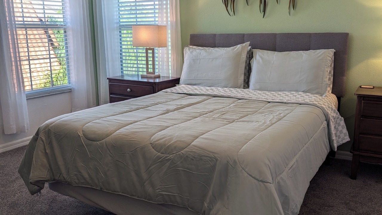 Photo of Bedroom in Veranda Palms