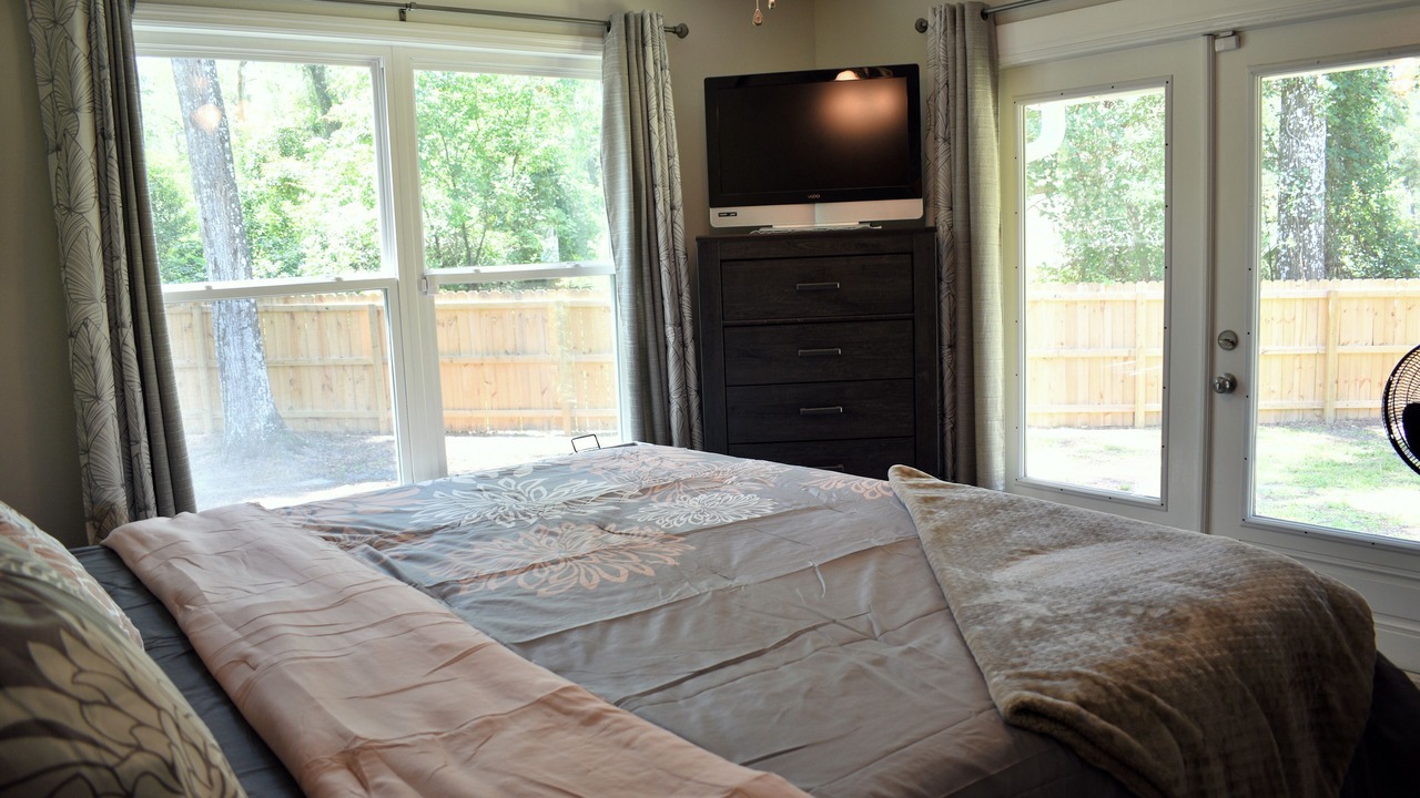 Photo of Bedroom in Glenwood