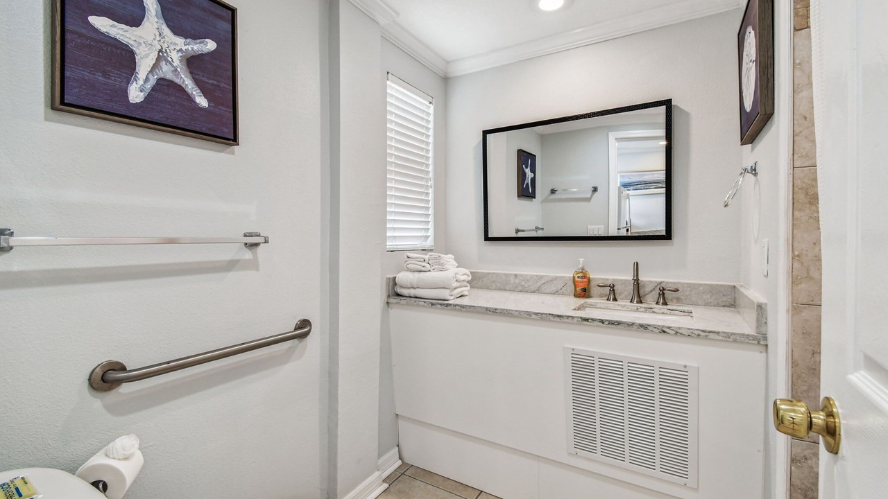 Photo of Bathroom in Bay Esplanade
