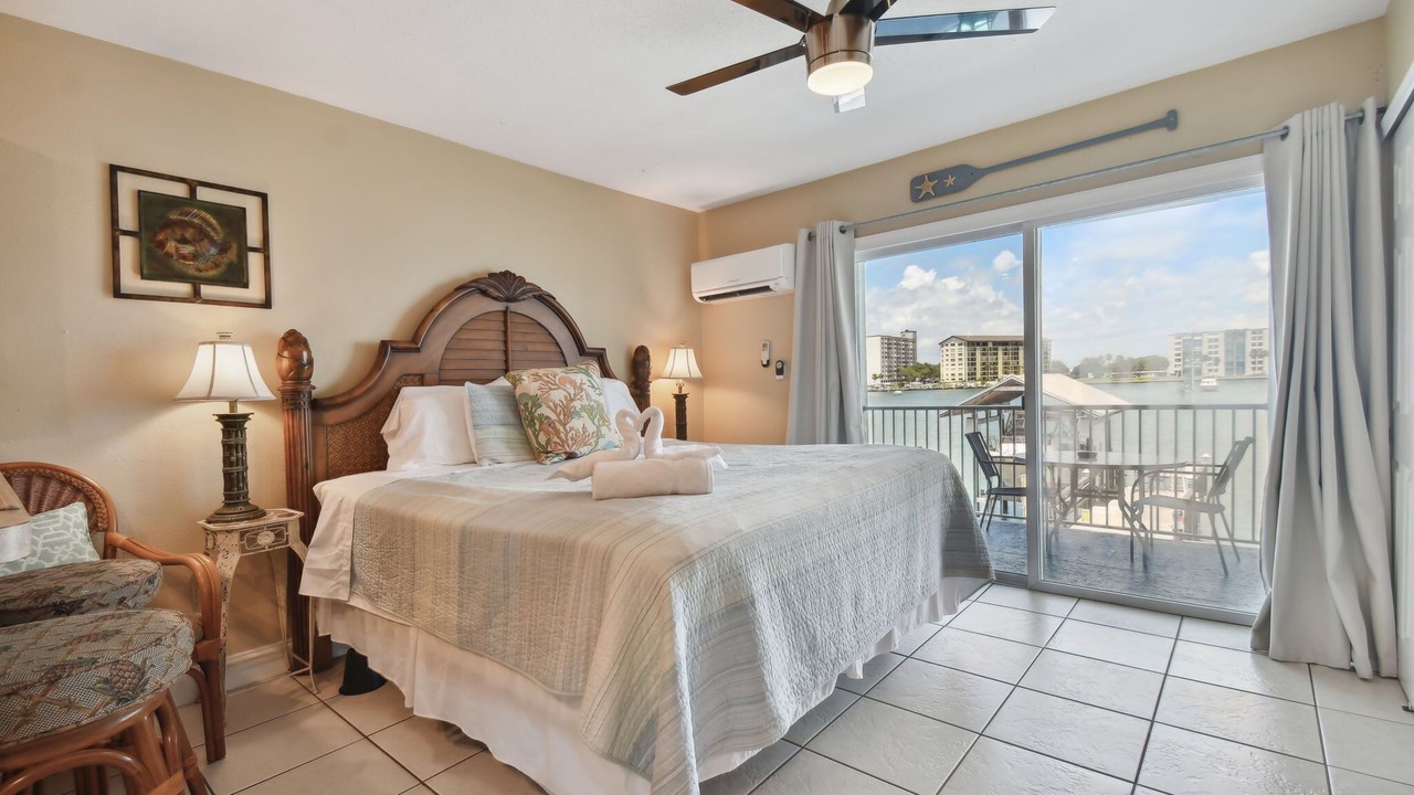 Photo of Bedroom in Bay Esplanade