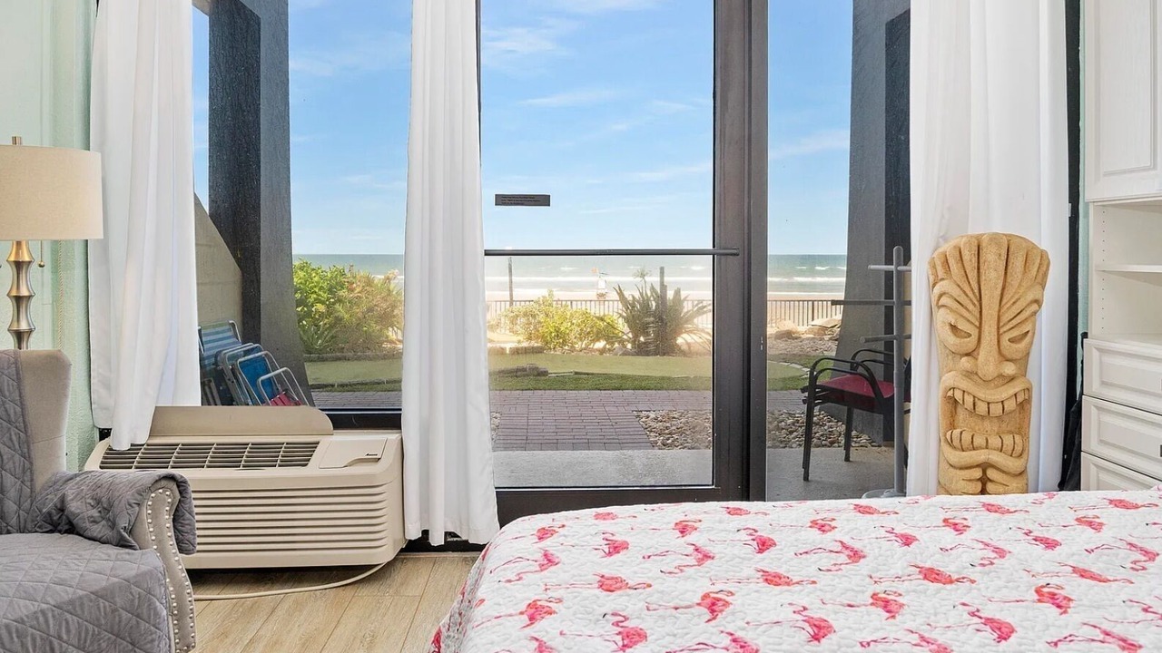 Photo of Bedroom in Daytona Beach Shores