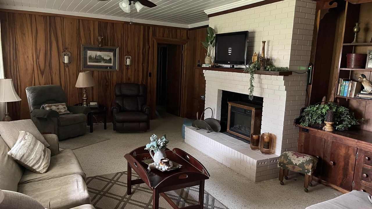 Photo of Livingroom in Donalsonville