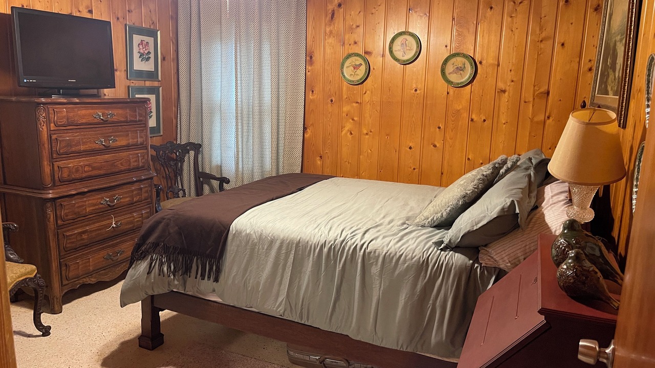 Photo of Bedroom in Donalsonville