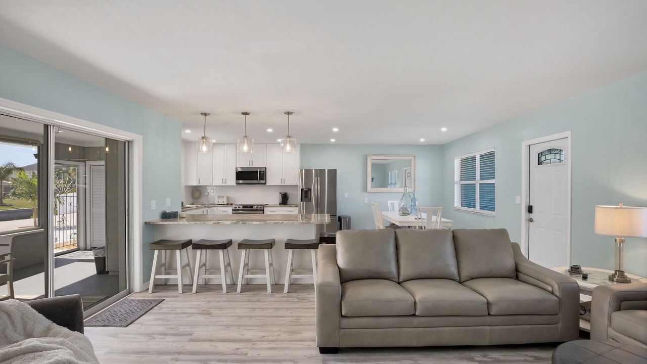 Photo of Livingroom in Grove City