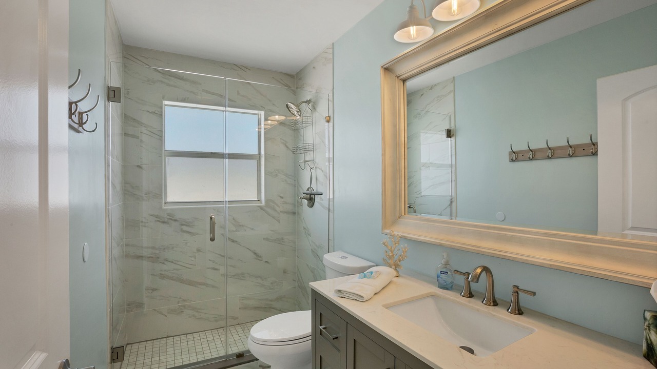 Photo of Bathroom in Grove City