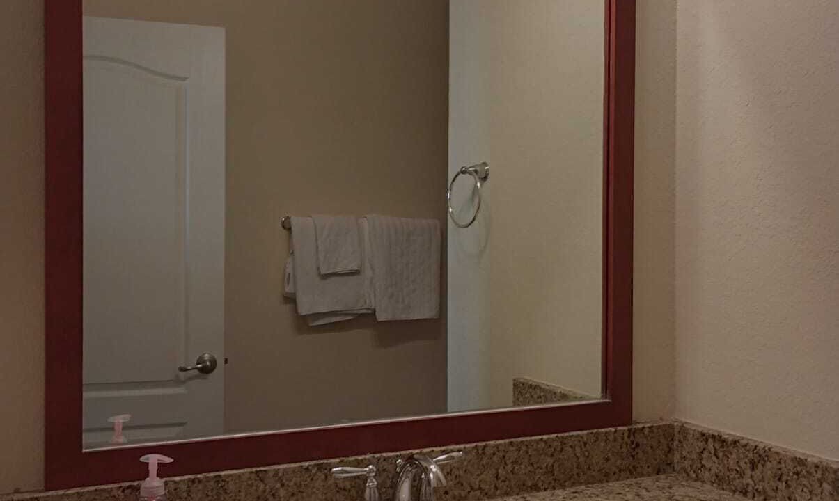 Photo of Bathroom in Tavares