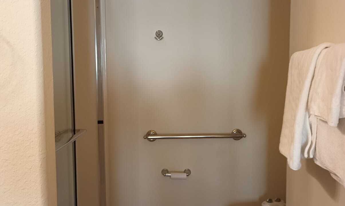Photo of Bathroom in Tavares