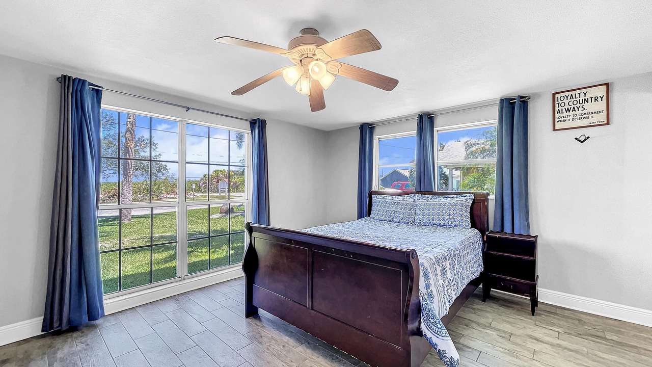 Photo of Bedroom in Port Richey