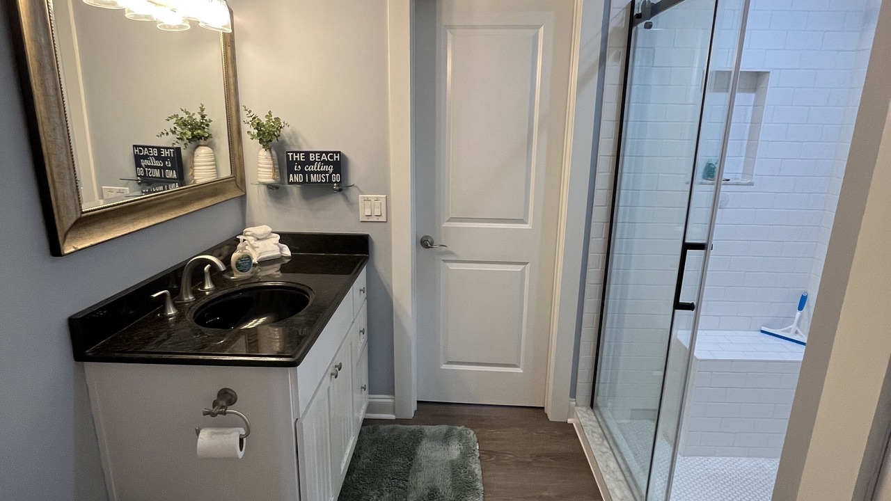 Photo of Bathroom in Holiday Isle