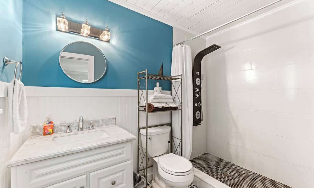 Photo of Bathroom in Fruit Cove