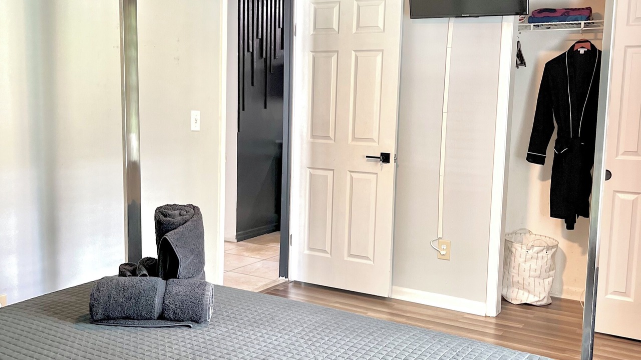 Photo of Bedroom in Seffner Community Alliance