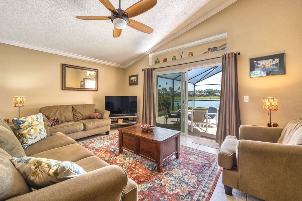 Photo of Livingroom in Kissimmee