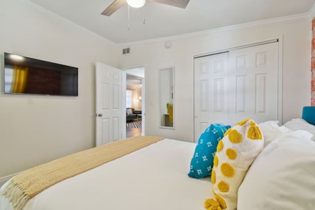 Photo of Bedroom in Pinellas Park