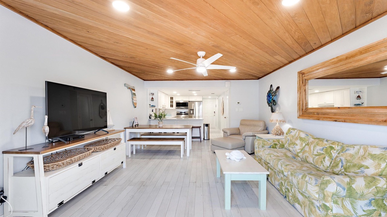 Photo of Livingroom in New Smyrna Beach