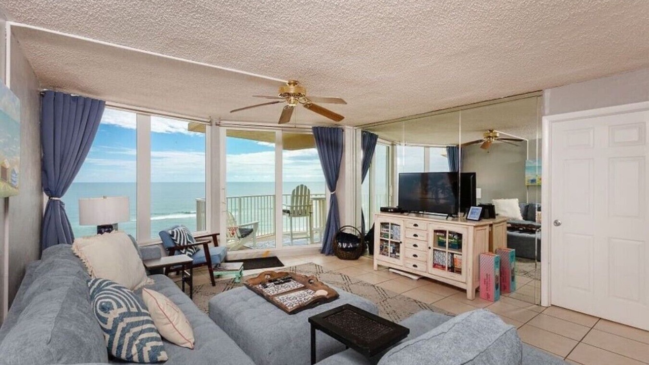 Photo of Livingroom in Daytona Beach Shores