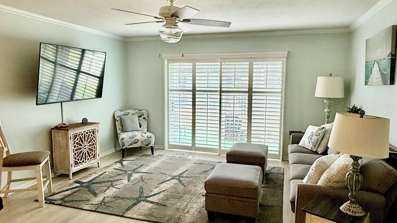 Photo of Livingroom in Ormond-by-the-Sea