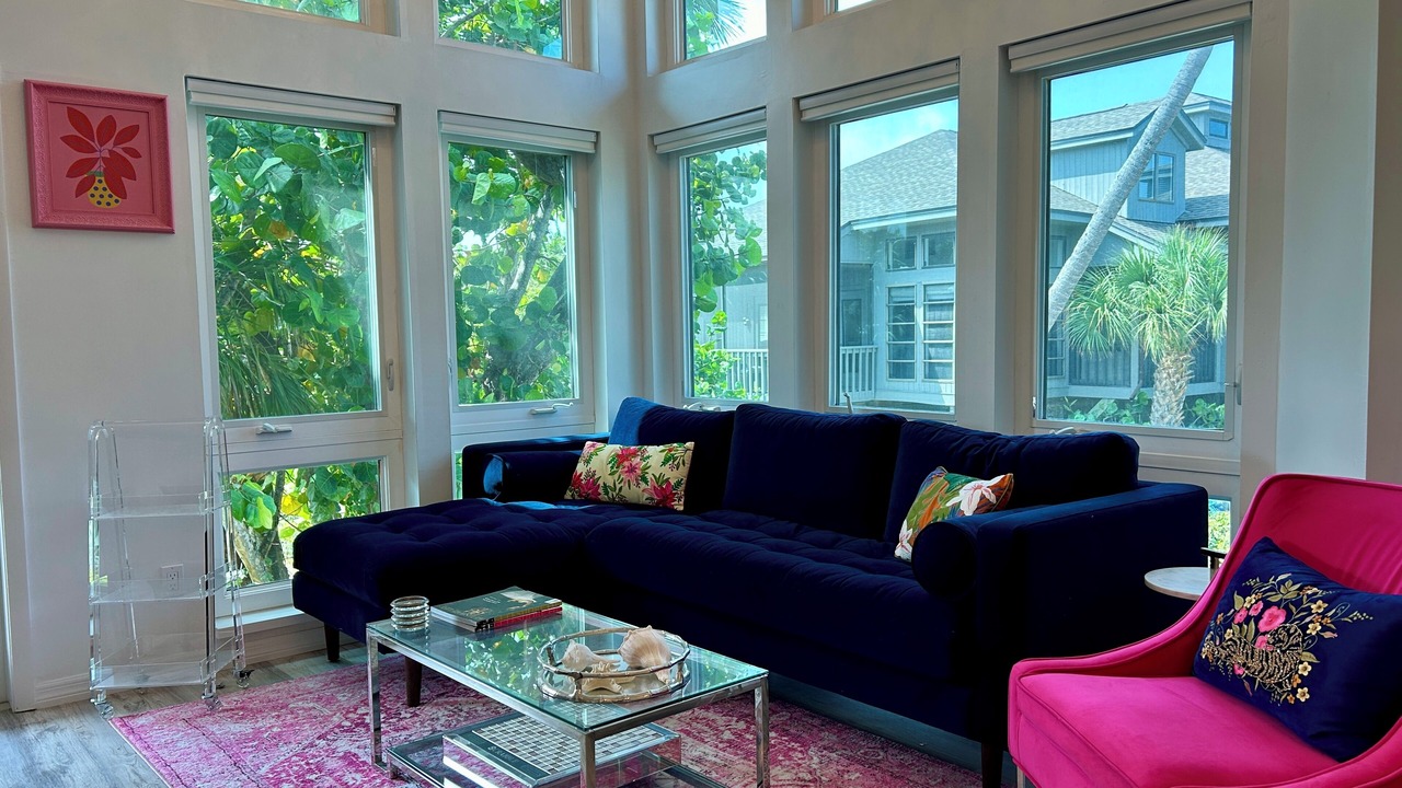Photo of Livingroom in Safety Harbor Club