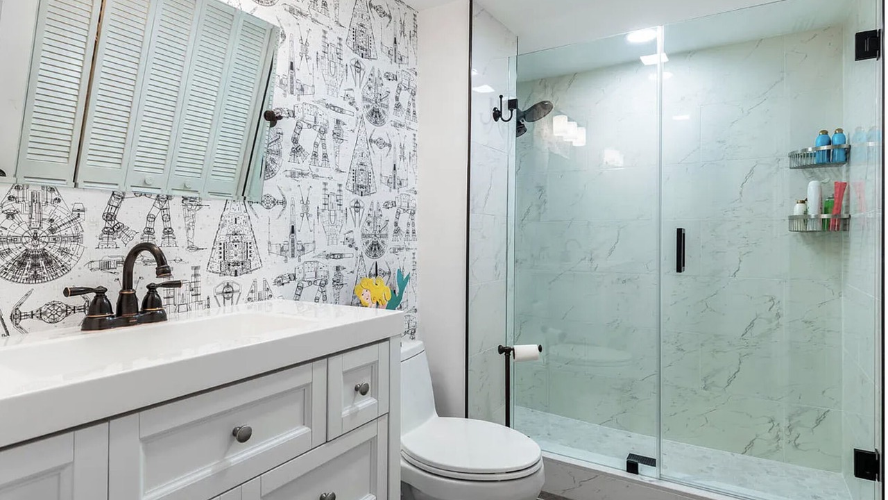 Photo of Bathroom in Marathon