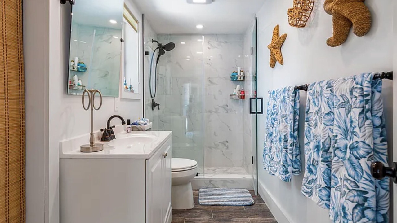 Photo of Bathroom in Marathon