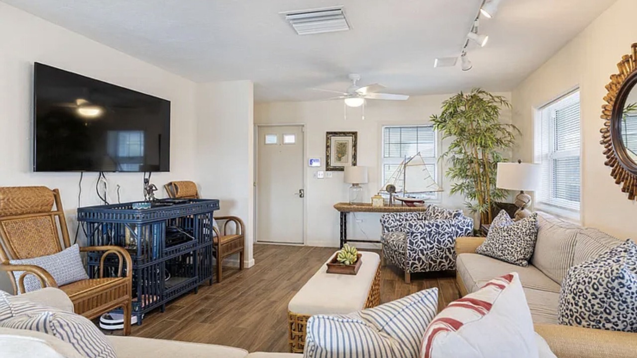 Photo of Livingroom in Marathon