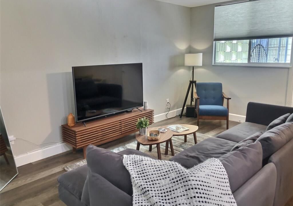 Photo of Livingroom in Bayshore Gardens