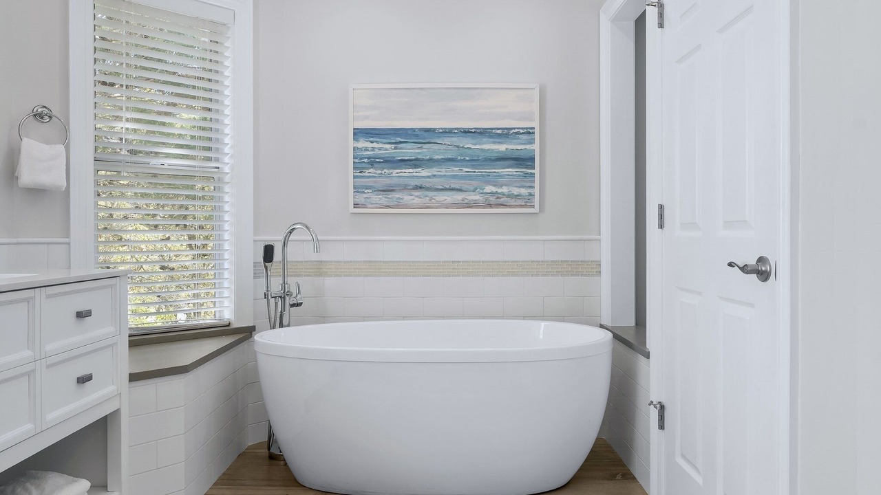 Photo of Bathroom in Crystal Beach