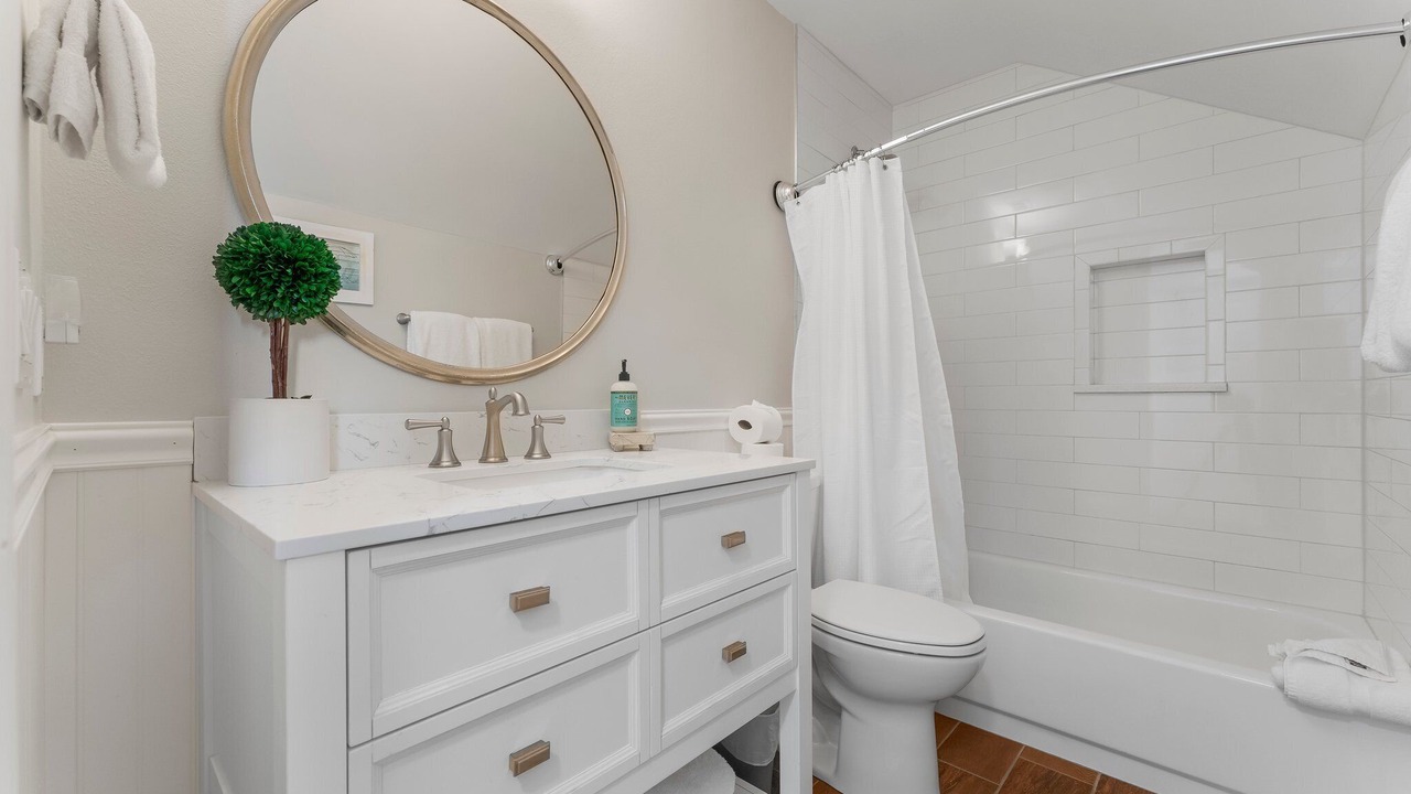Photo of Bathroom in Crystal Beach