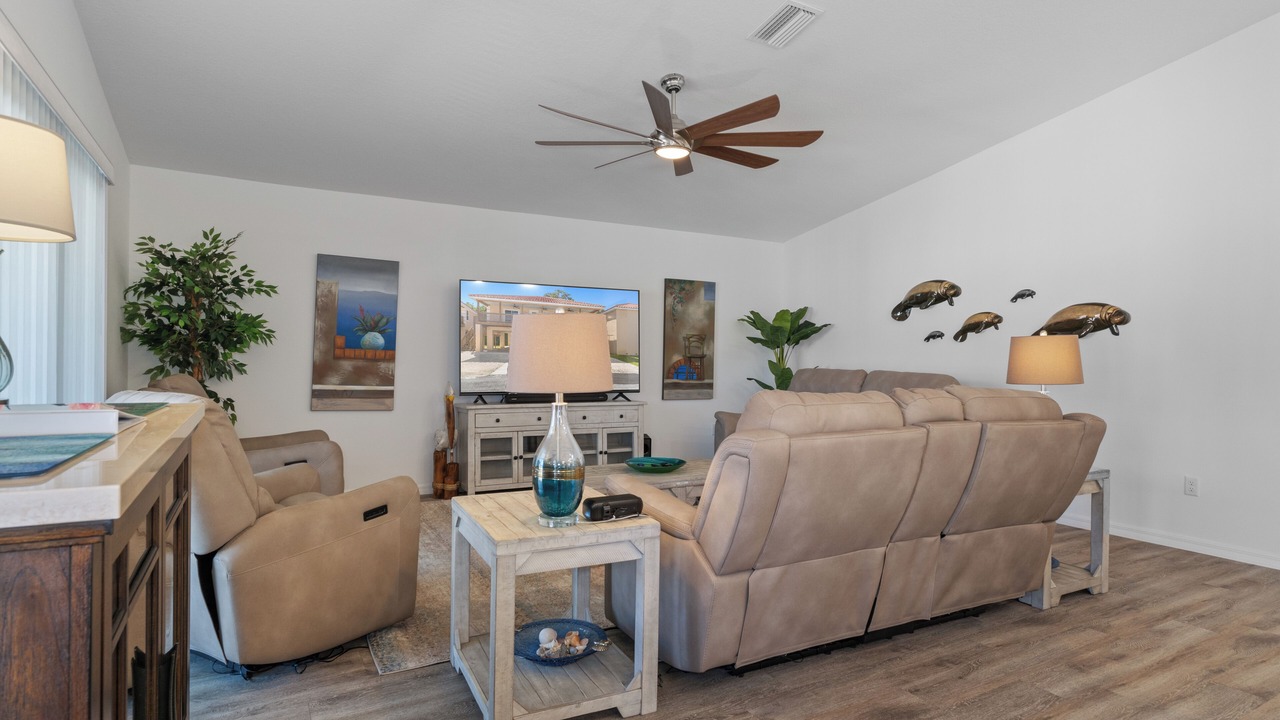 Photo of Bedroom in Homosassa
