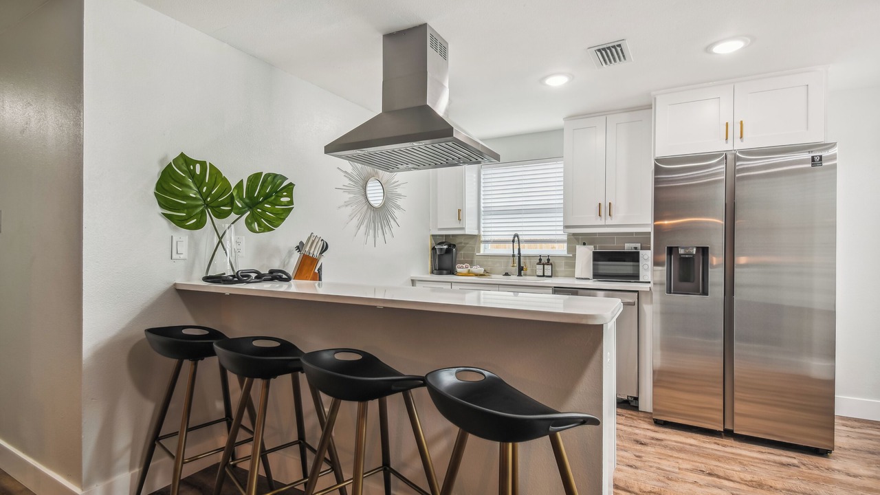 Photo of Kitchen in Carver City - Lincoln Gardens