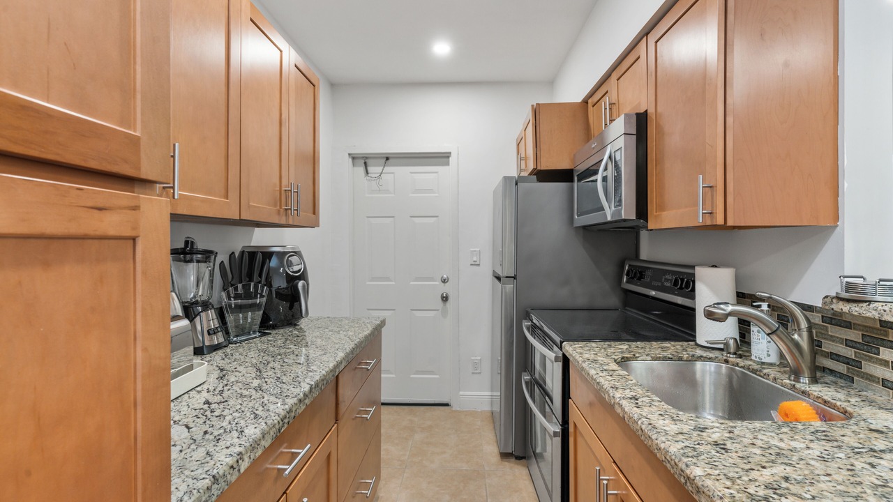 Photo of Kitchen in Hollywood South Central Beach