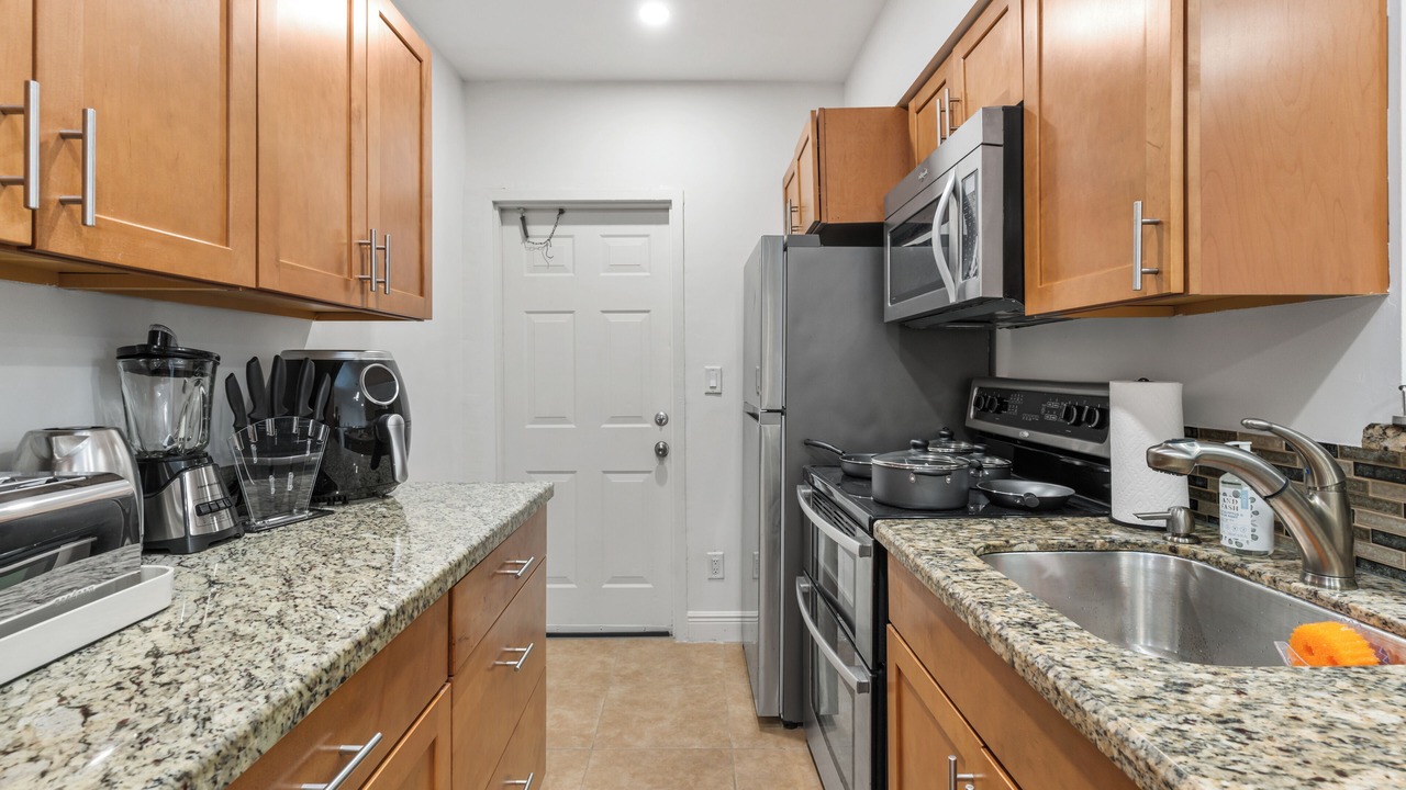 Photo of Kitchen in Hollywood South Central Beach