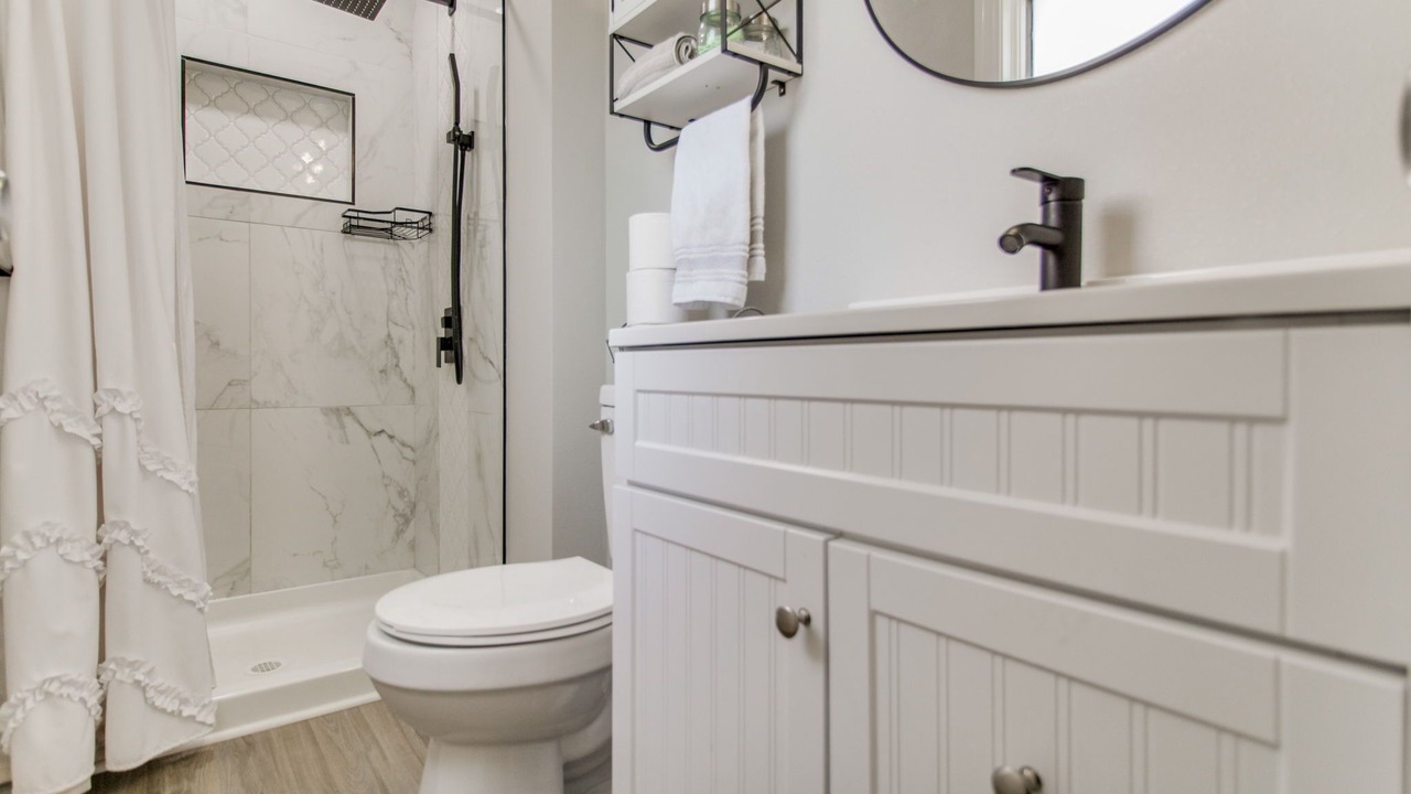 Photo of Bathroom in Southeast Pensacola