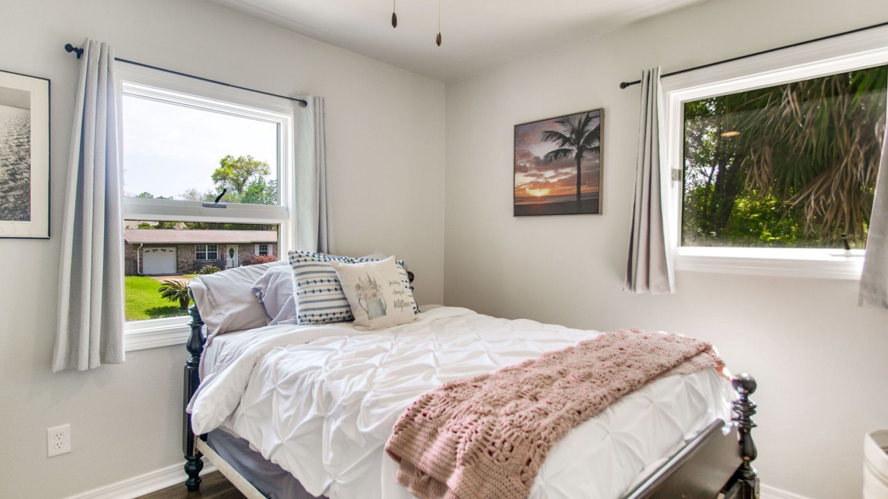 Photo of Bedroom in Southeast Pensacola