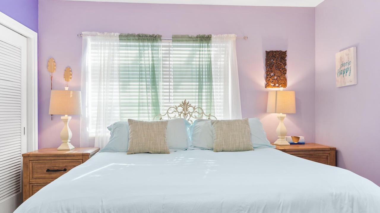 Photo of Bedroom in Parrot Cove