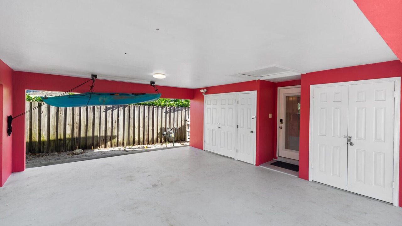 Photo of Outdoor in Parrot Cove