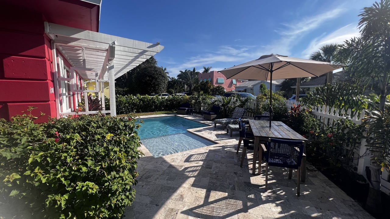 Photo of Outdoor in Parrot Cove