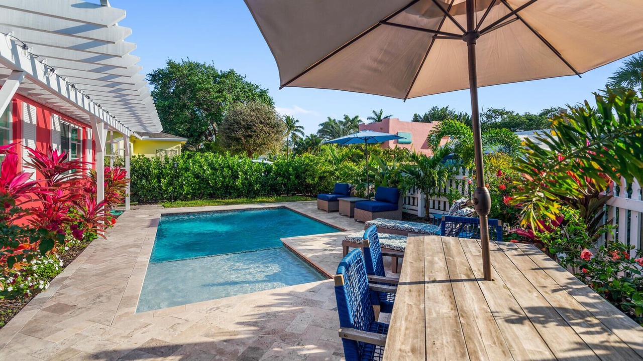 Photo of Outdoor in Parrot Cove