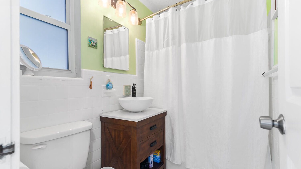 Photo of Bathroom in Parrot Cove