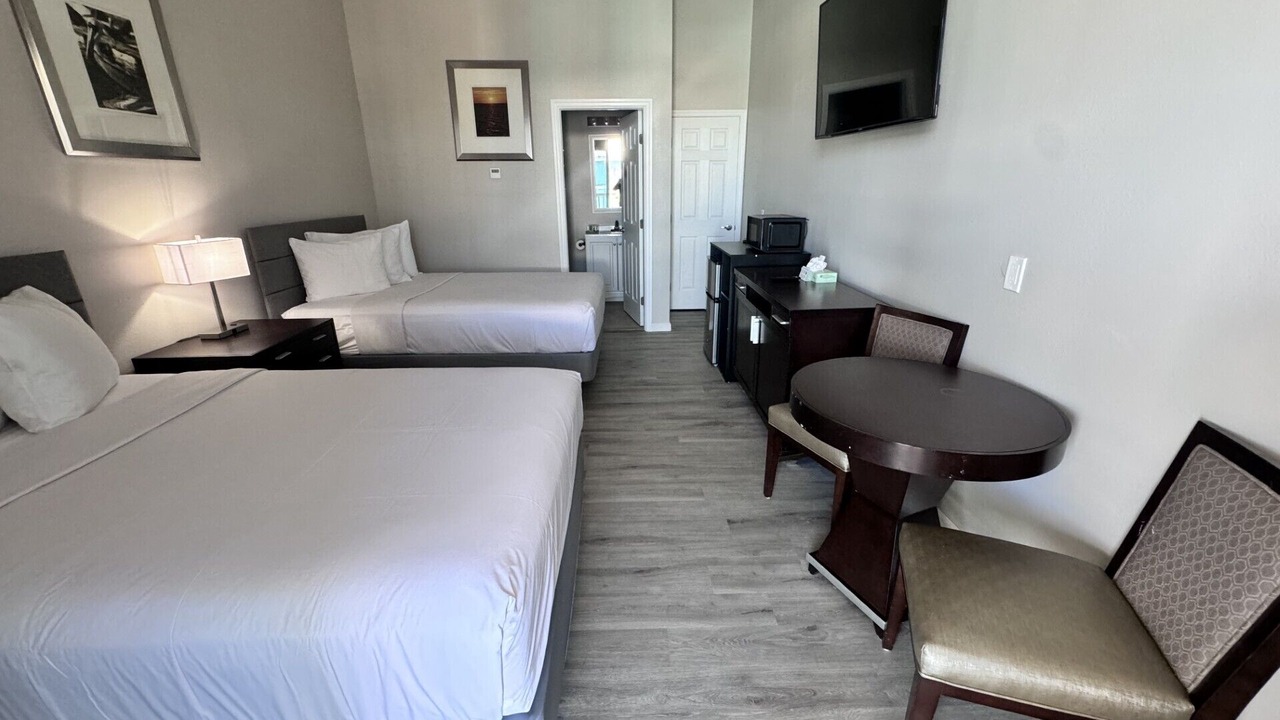 Photo of Bedroom in Madeira Beach