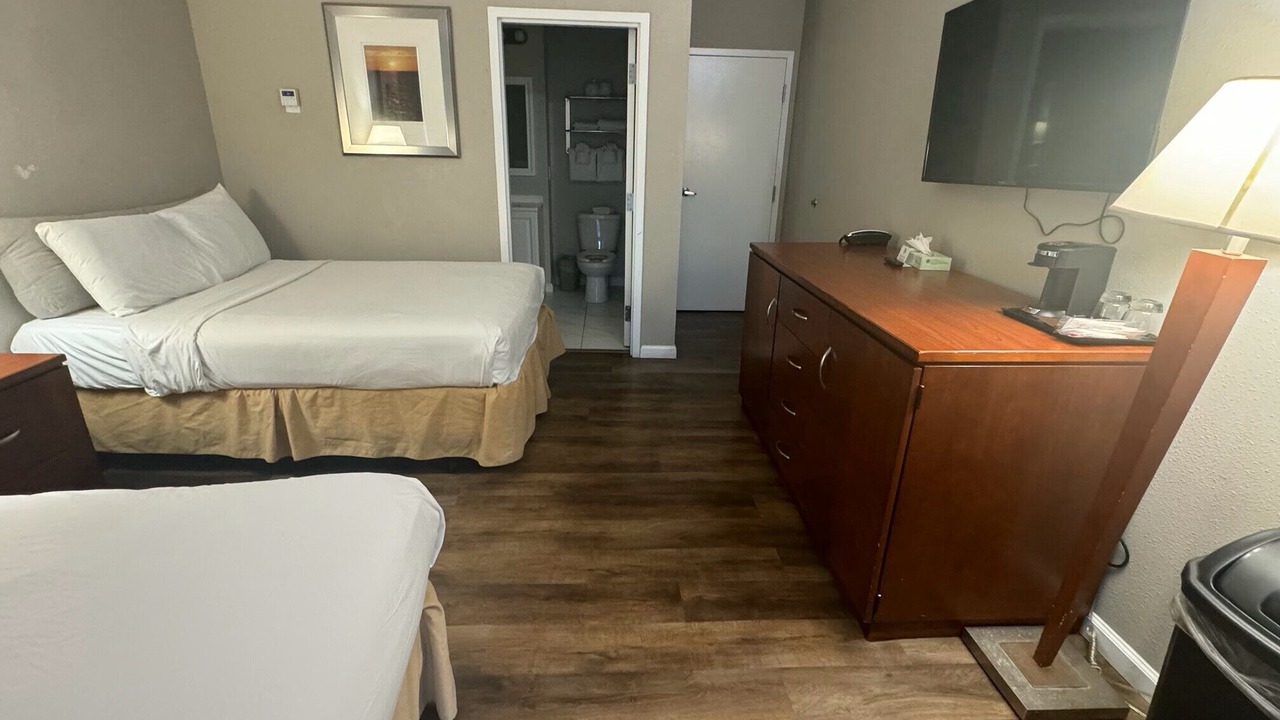 Photo of Bedroom in Madeira Beach