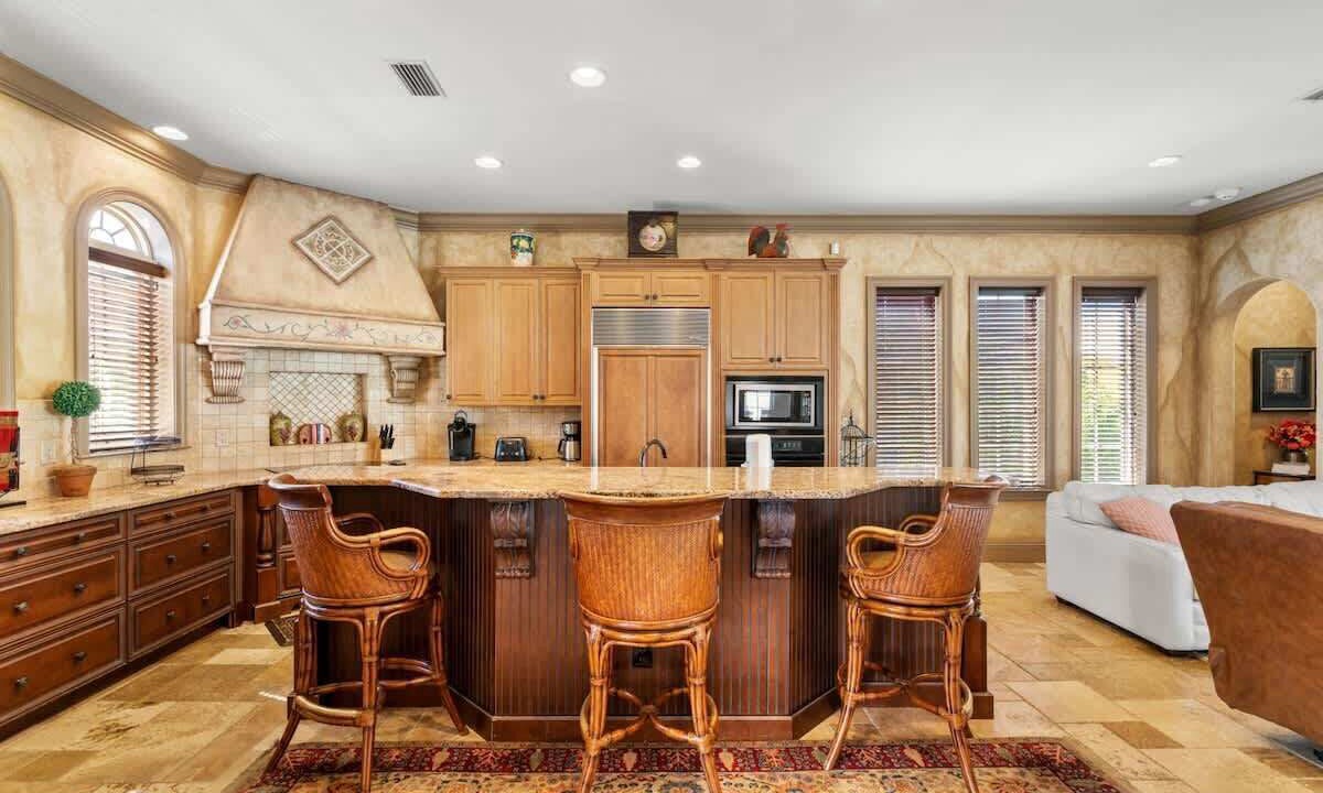 Photo of Kitchen in St. Tropez